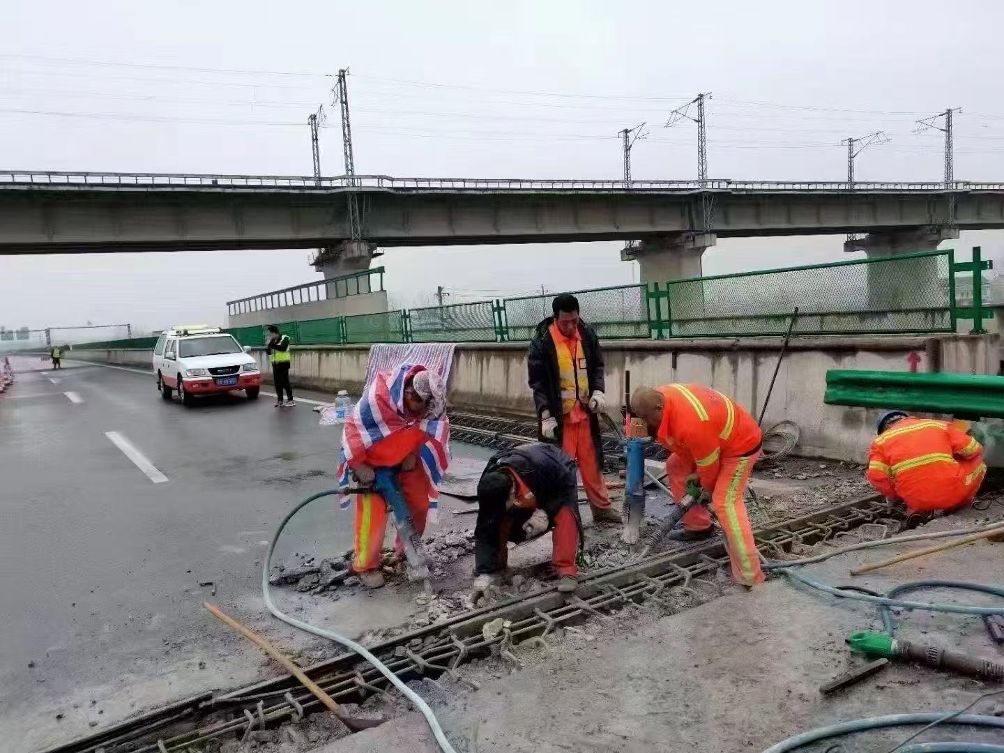 营口桥梁伸缩缝抢修料
